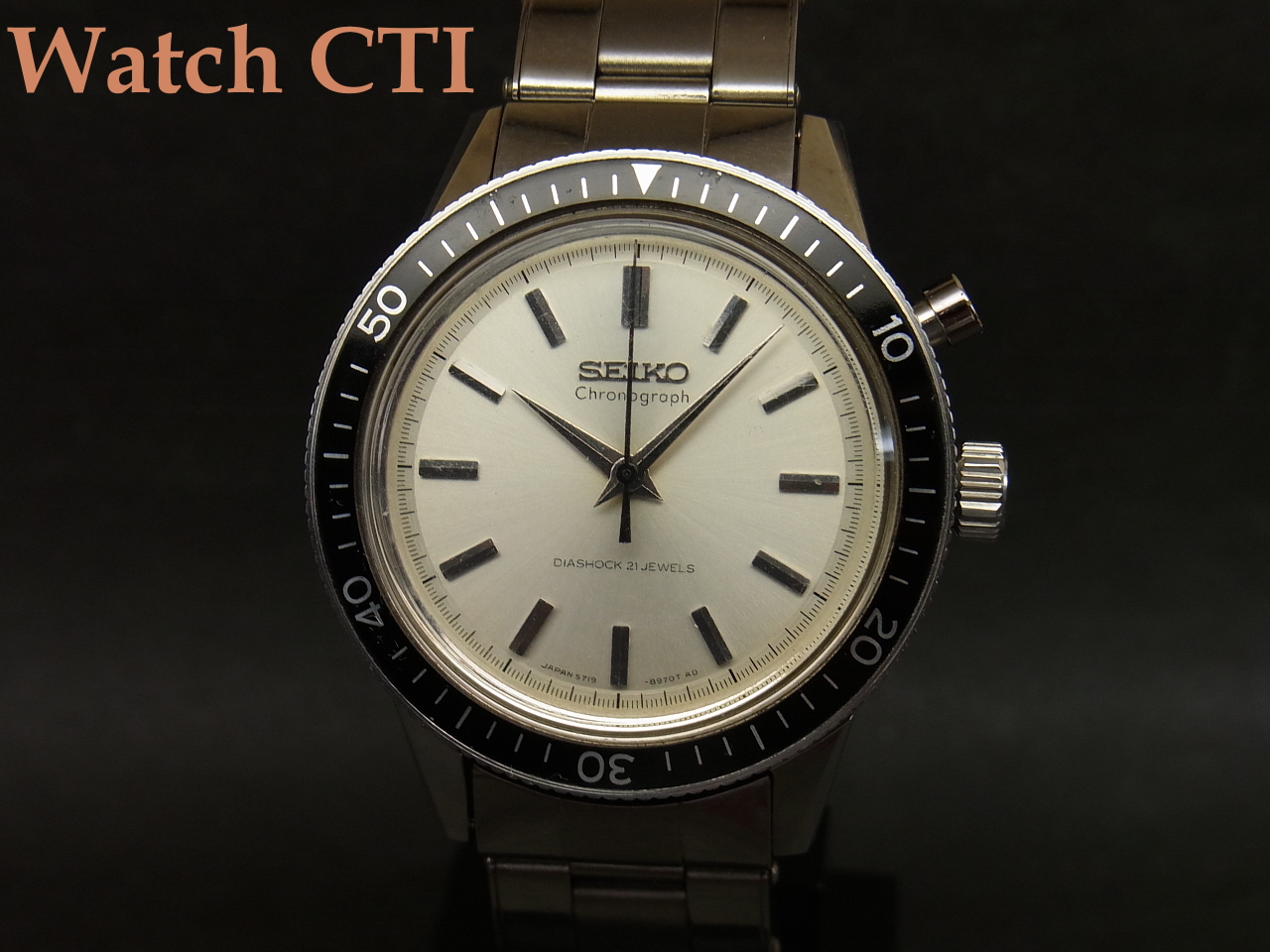 [K5366]　SEIKO　　　　クラウンワンプッシュクロノ ”ほぼ未使用品”