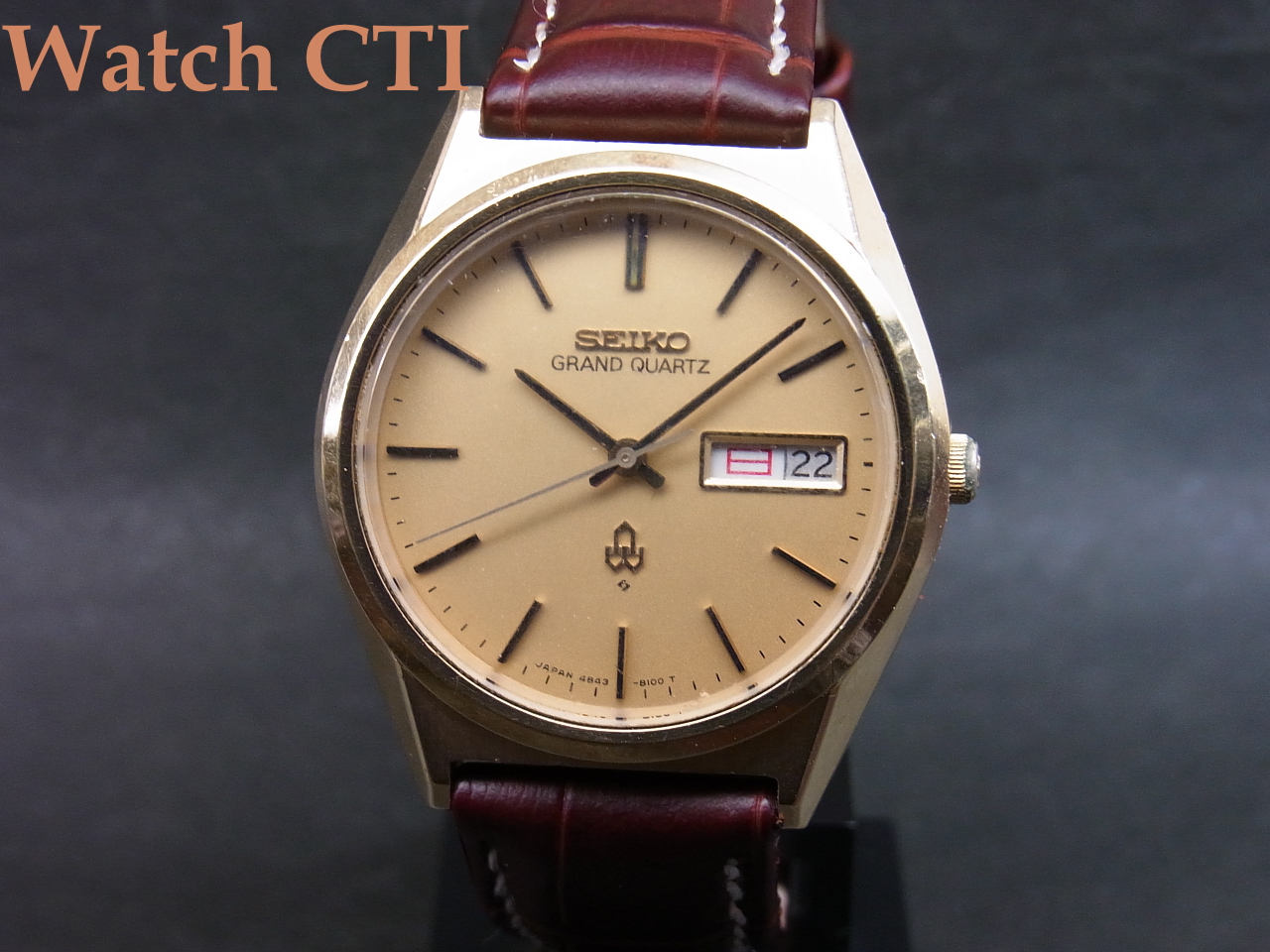 [K5693]　SEIKO　　　48グランドクオーツ　キャップゴールドケース