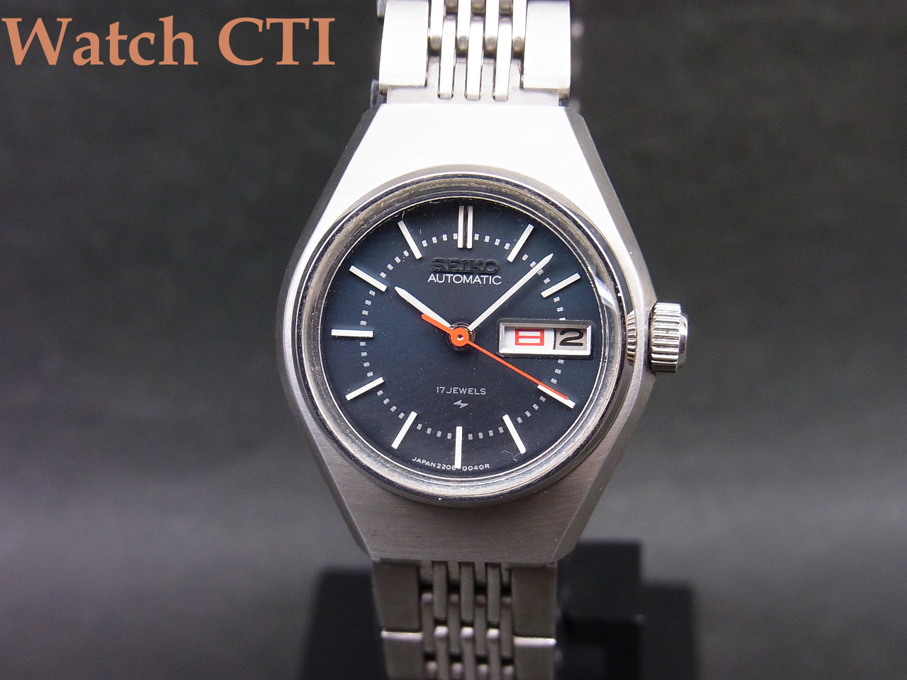 [M437]　　　SEIKO　　　ジョイフル17石　NOS