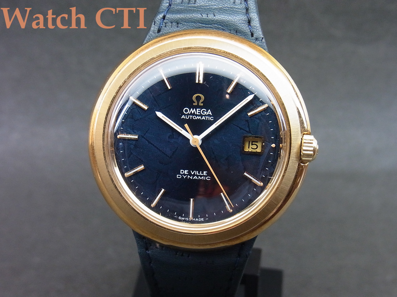 金ケースに青ダイヤル 　　　　　　　　　　　　　　　　　　　...